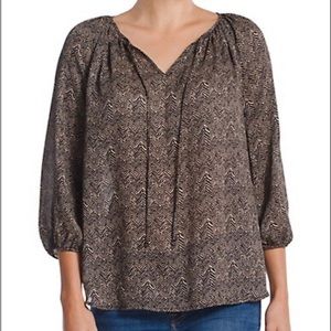 Chaps Zigzag Tie Front Top Size L